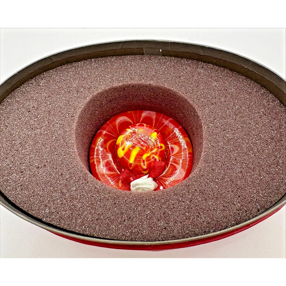 Fitz & Floyd Summer in Paris 2004 Art Glass Menagerie Small Red White Yellow Hat - Picture 5 of 7